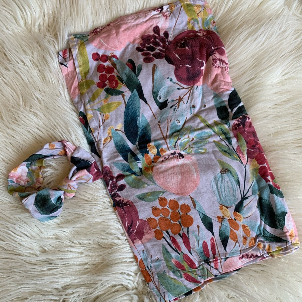 Posh Peanut Newborn Swaddle and Headband